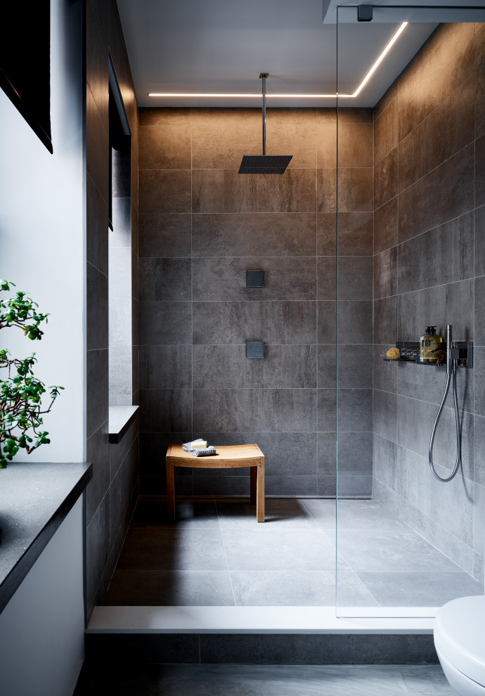 На фото: ванная комната среднего размера в стиле модернизм с инсталляцией, бетонным полом, тумбой под одну раковину и подвесной тумбой с