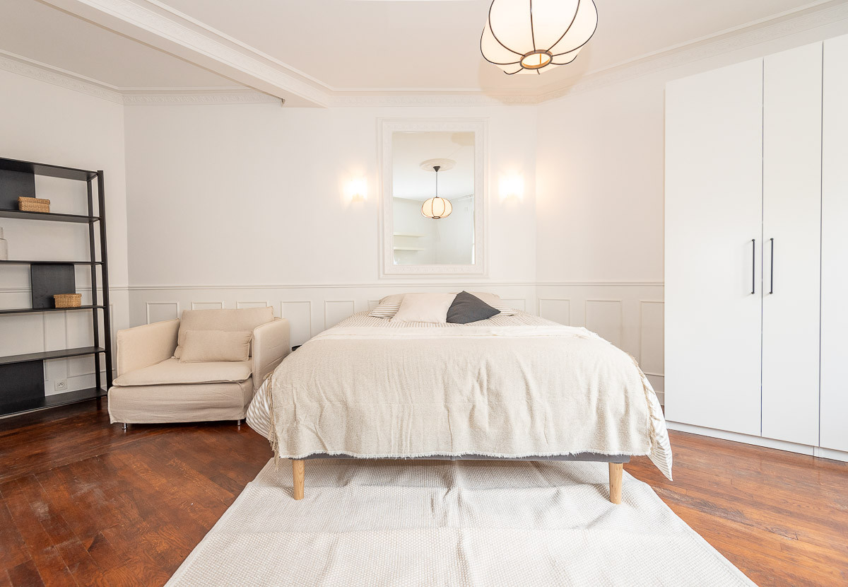Petits travaux et ameublement, Avenue de Wagram, Paris
