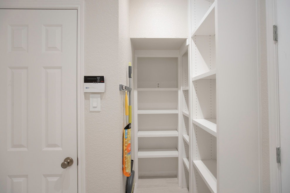 Magnolia Virginiana | Kitchen + Laundry + Fire Place