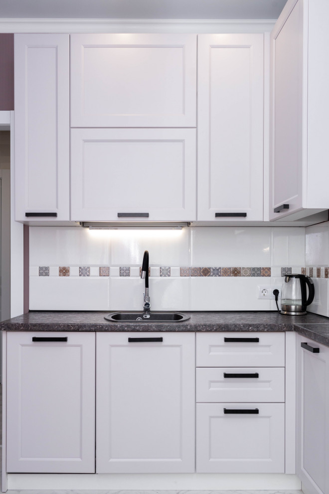 Кухня с котом