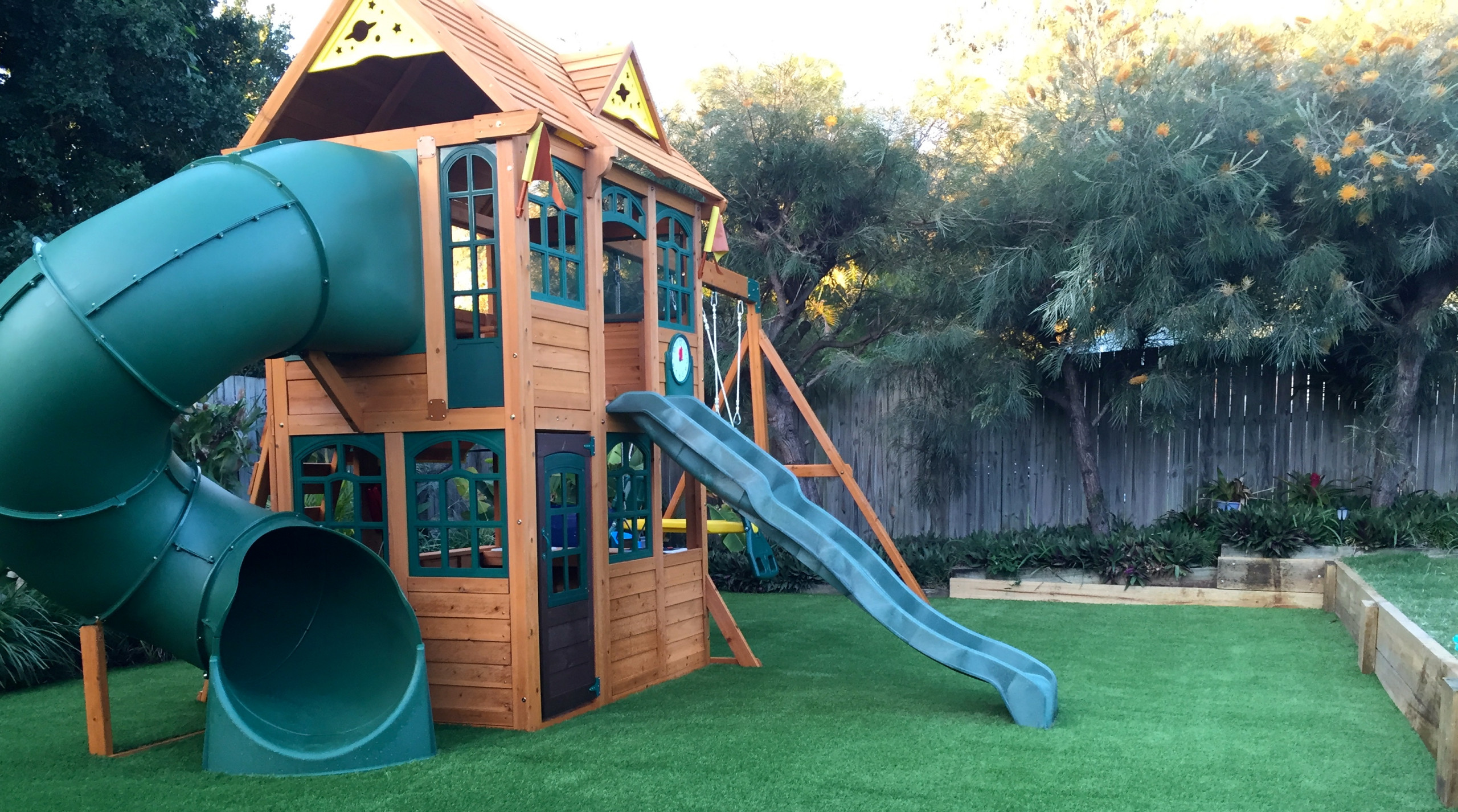 Backyard Playground Turf - Photos & Ideas | Houzz