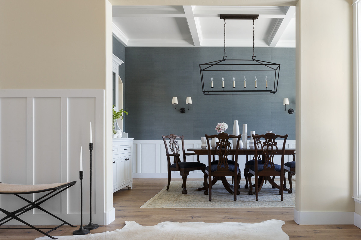 Modern Farmhouse on a Napa Vineyard Knoll