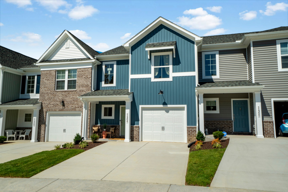 The Parkwood at IronBridge Townhomes Exterior Richmond by Main