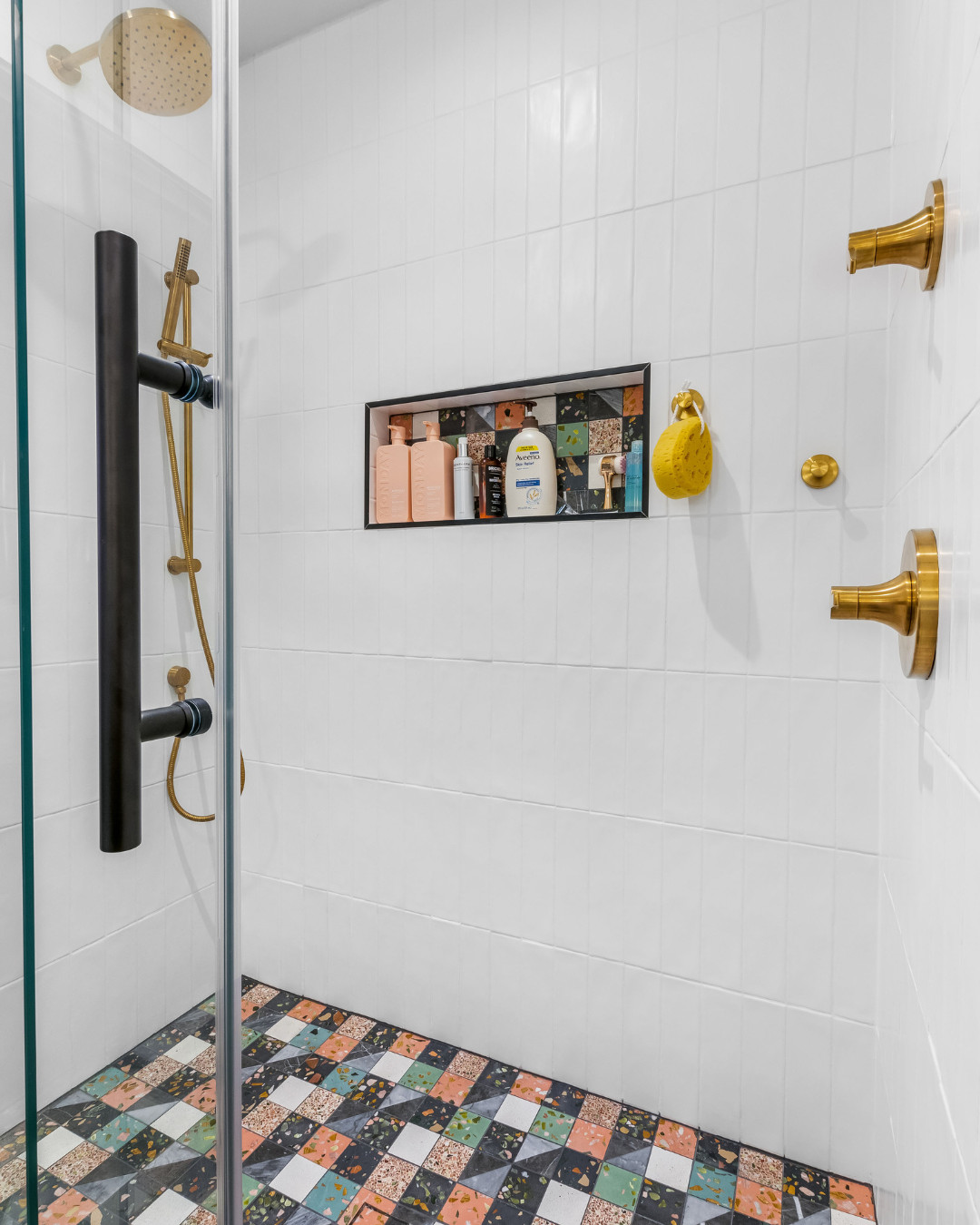 Inspiration for a bathroom remodel in Nashville