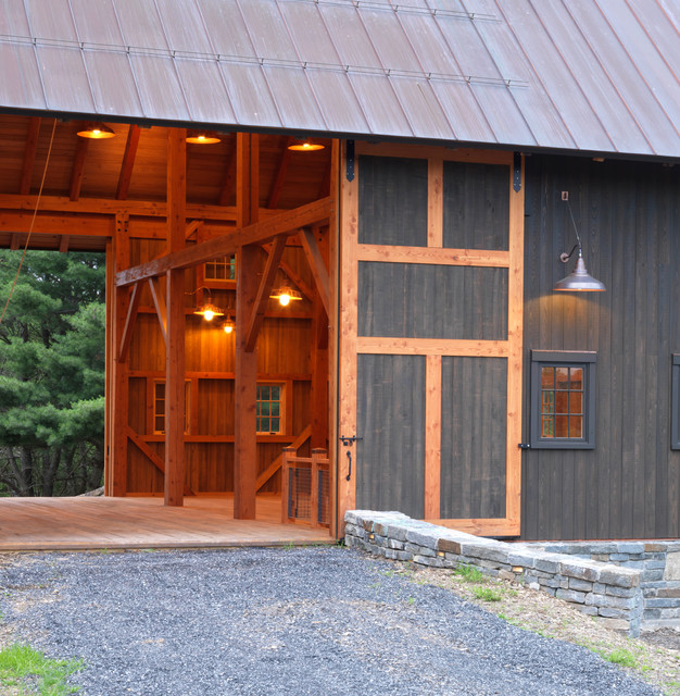 Gentleman's Barn country-shed