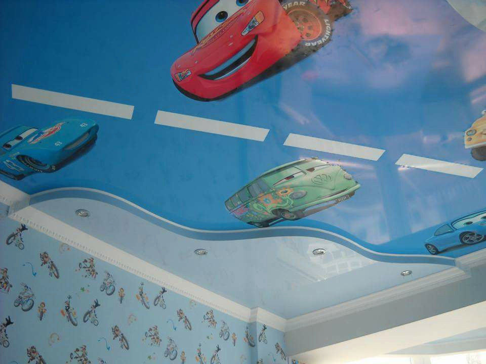 Натяжные потолки