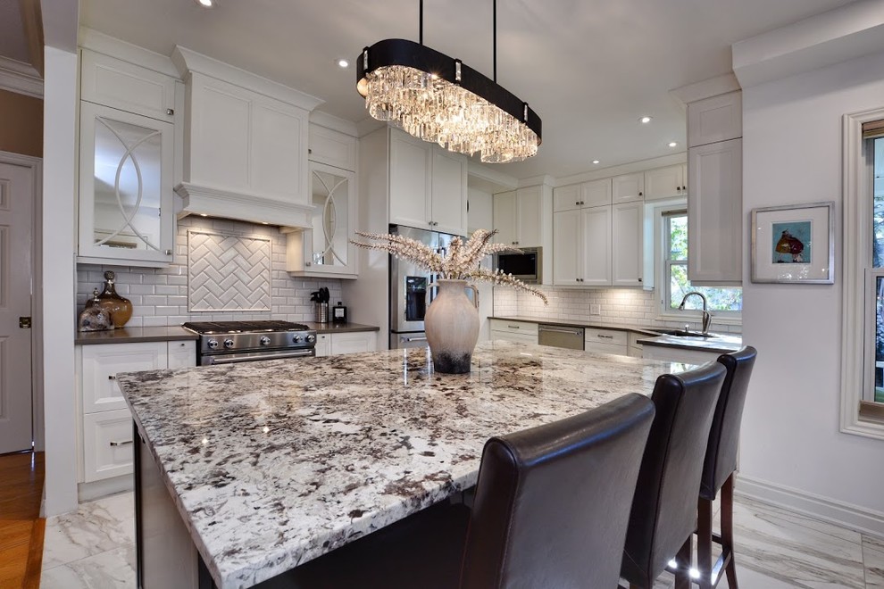 Inspiration for a transitional kitchen remodel in Toronto