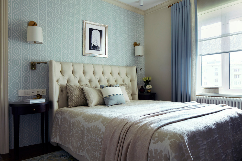 Design ideas for a transitional master bedroom in Moscow with beige walls.