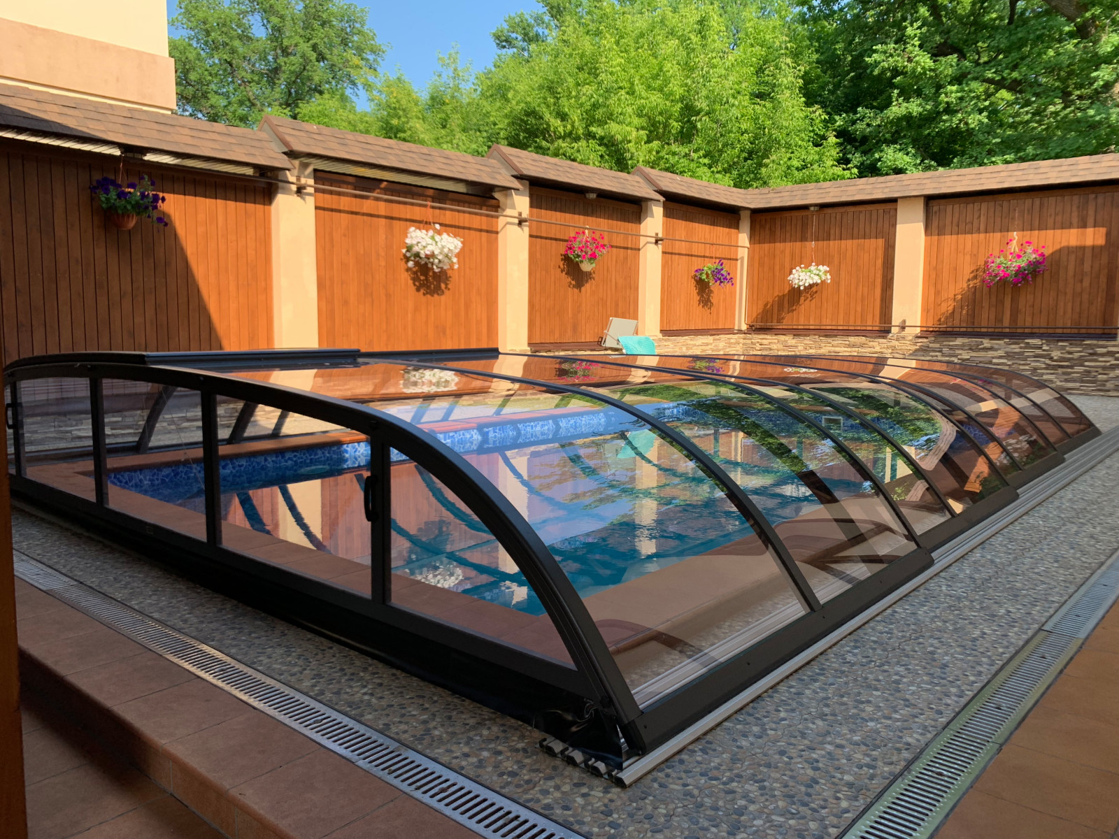 Павильон для бассейна