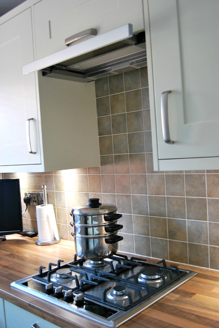 Mackintosh Timeless Painted Kitchen - Ivory traditional-kitchen