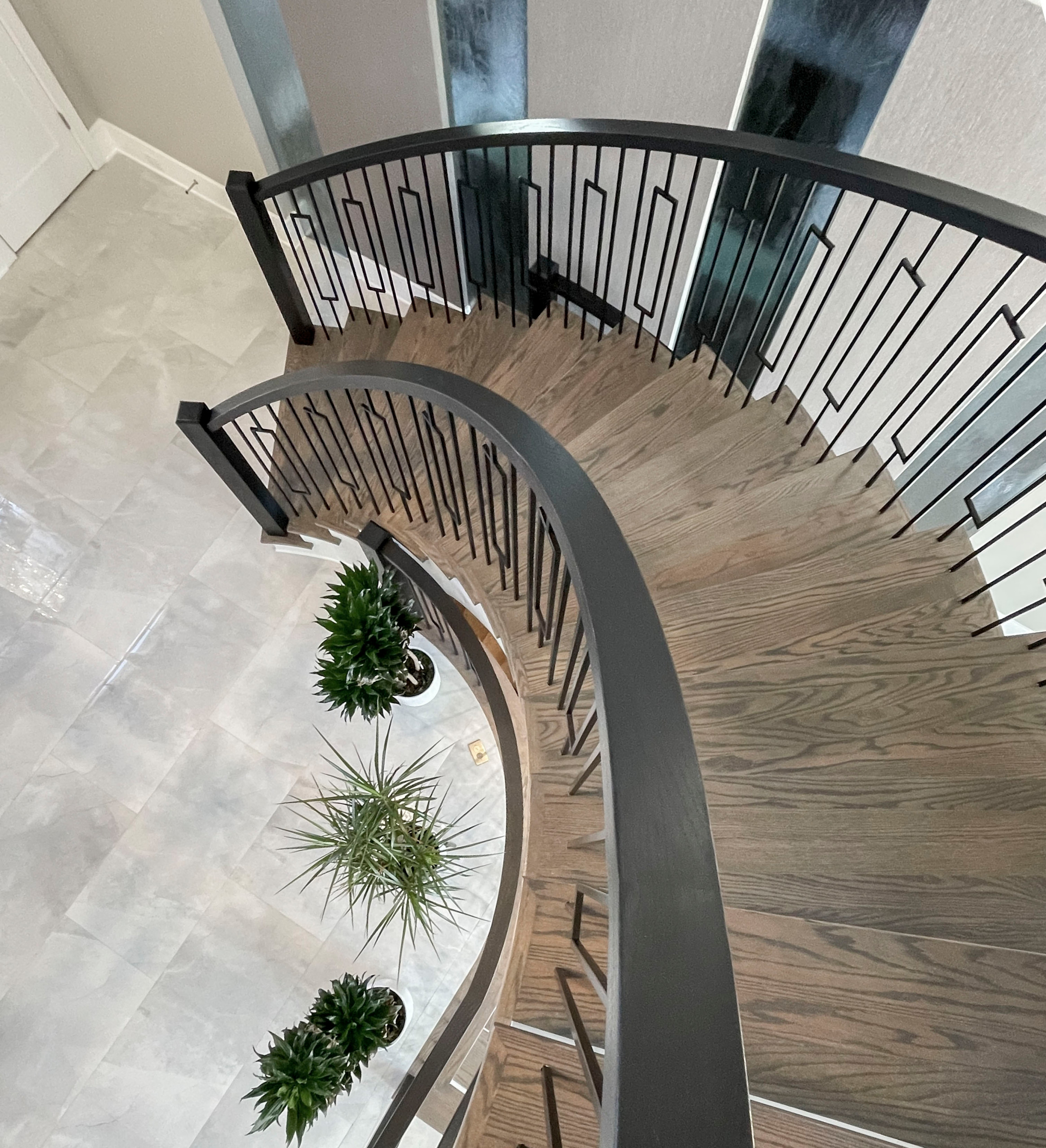 114_Striking Floating-Curved Staircase, Leesburg VA 20175
