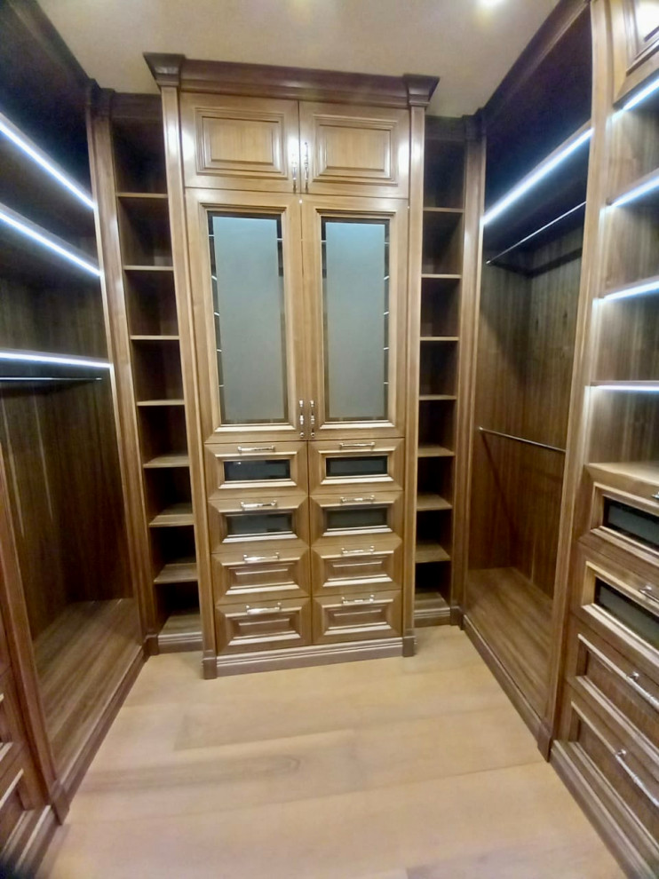 Photo of a storage and wardrobe in Moscow.