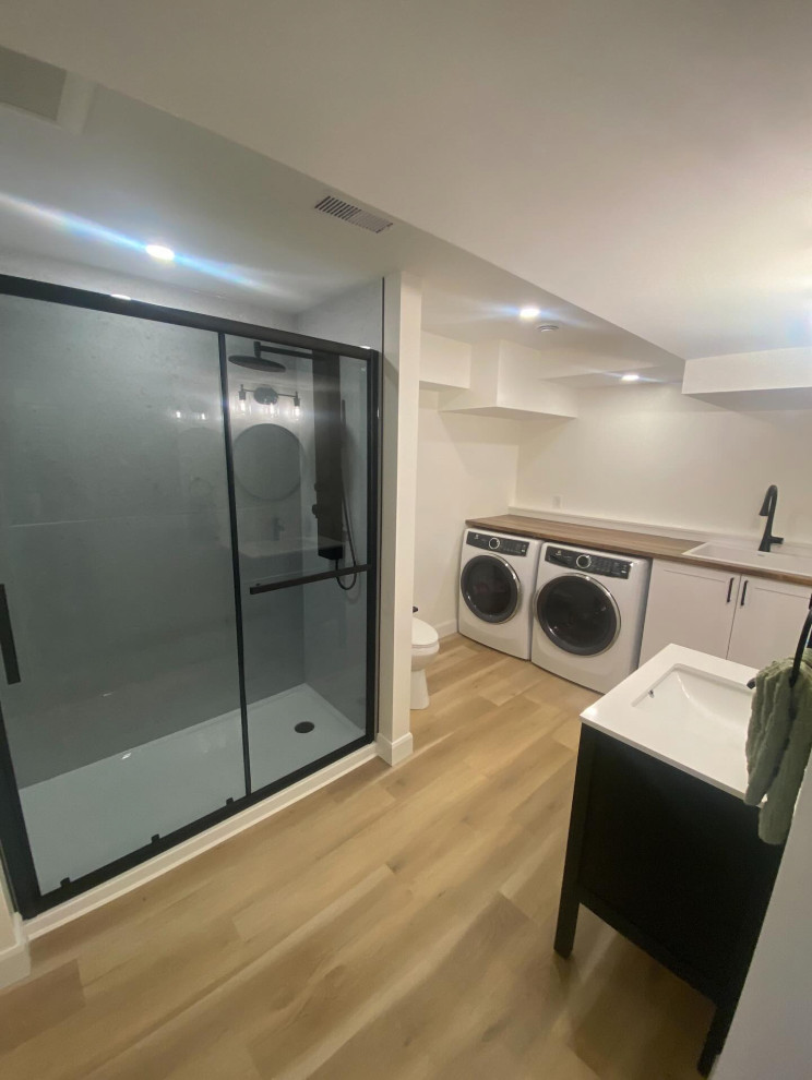 Bathroom & Laundry