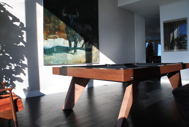 Modern Billiards Table With A Table Tennis Conversion Top By