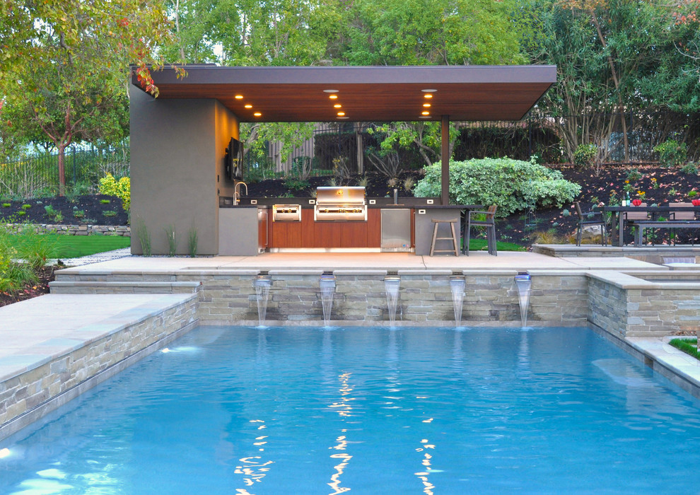 This is an example of a modern pool in San Francisco.