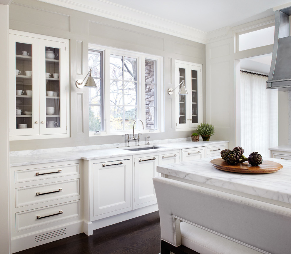 Inspiration for a transitional kitchen remodel in Chicago