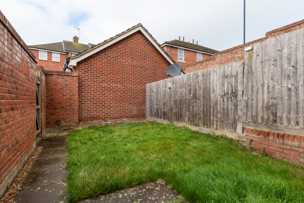 Chartwell Close -  Empty Property - Stage to Sell