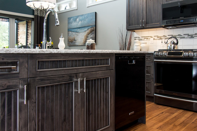 Downtown Red Deer Country Kitchen Calgary By Kcb Cabinets