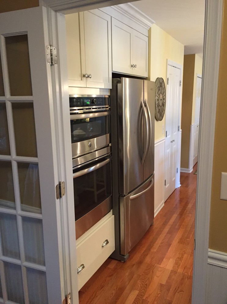 Off-white & White Kitchen with the Perfect Amount of "Glimmer"