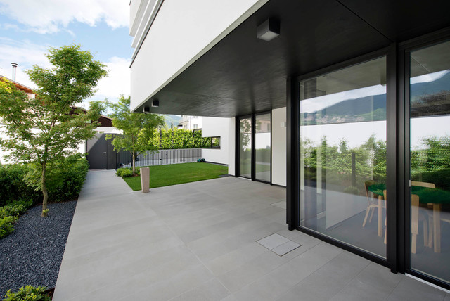 casa FFF contemporary-veranda