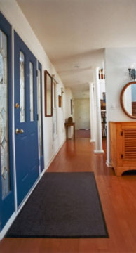 Example of an eclectic hallway design in Chicago