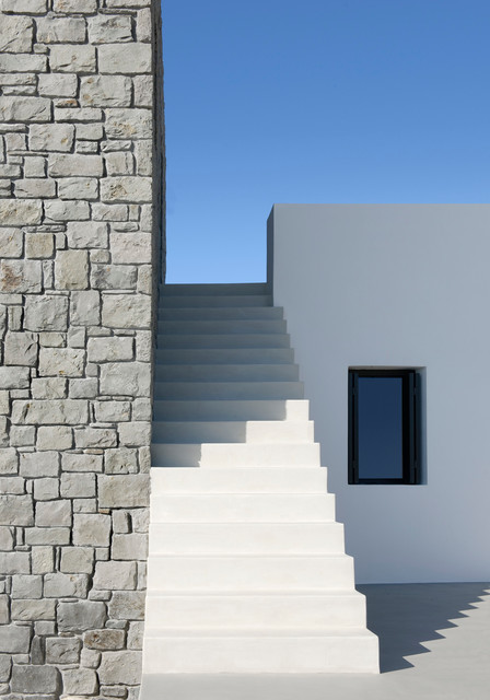 Milos mediterraneo-scale