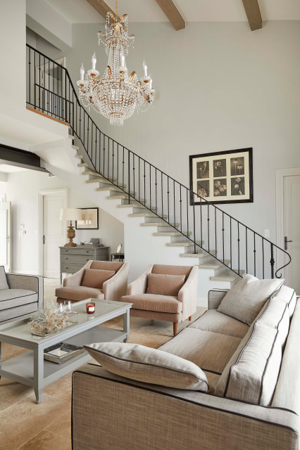 Capitoul transitional-living-room