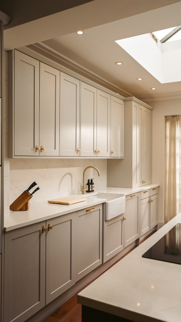 Bespoke Shaker Kitchen Renovation | Putney traditional-kitchen