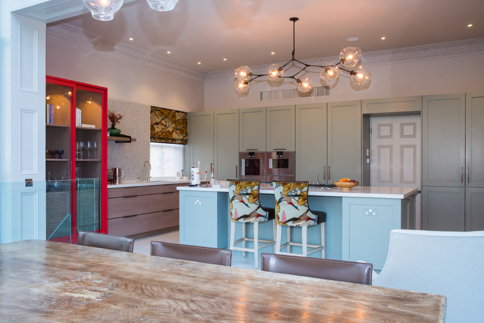 Inspiration for a traditional kitchen in London.
