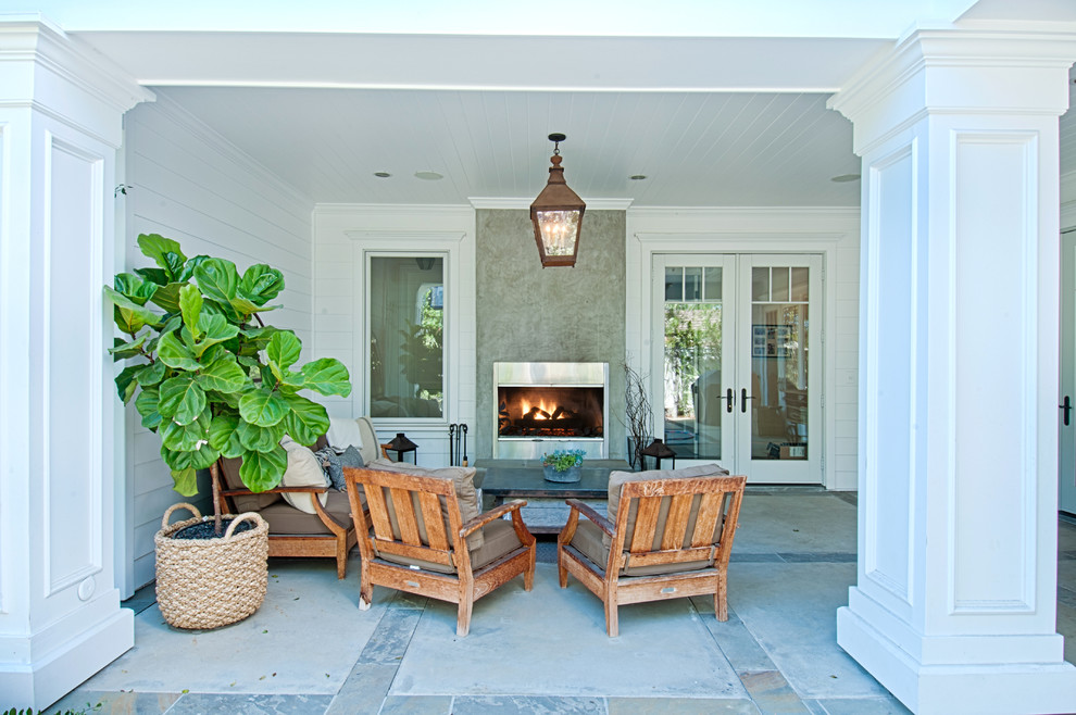 Design ideas for a traditional verandah in Orange County.