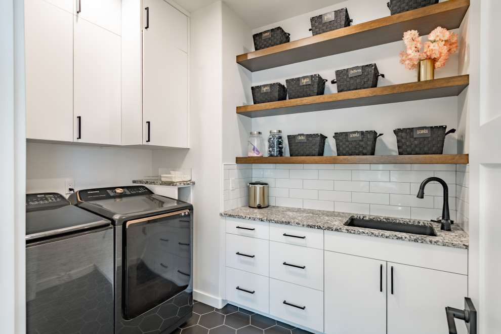 Laurel Kitchen, Laundry & Primary Bath Renovation