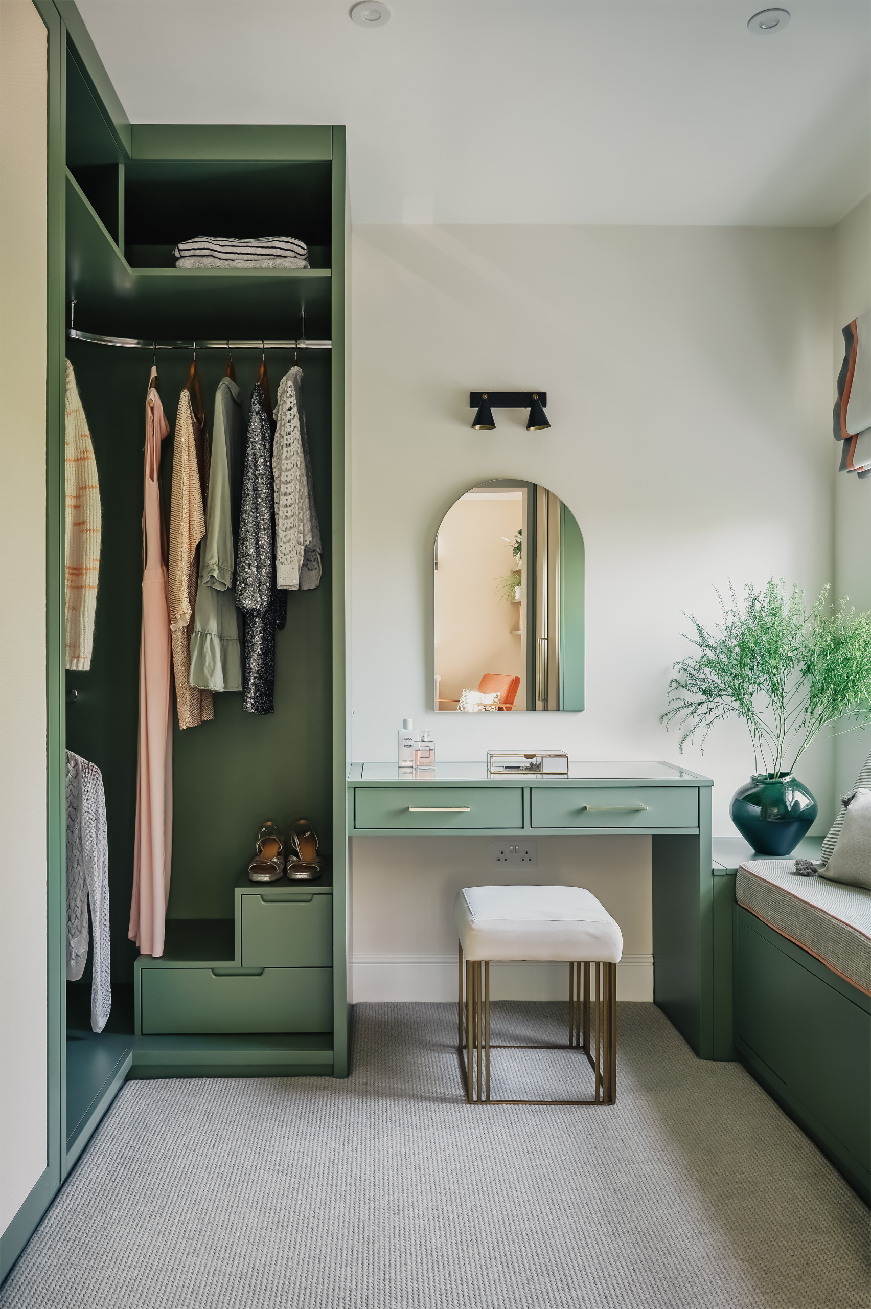 Room Tour: A Bedroom Suite Gains Warmth and Functionality | Houzz UK