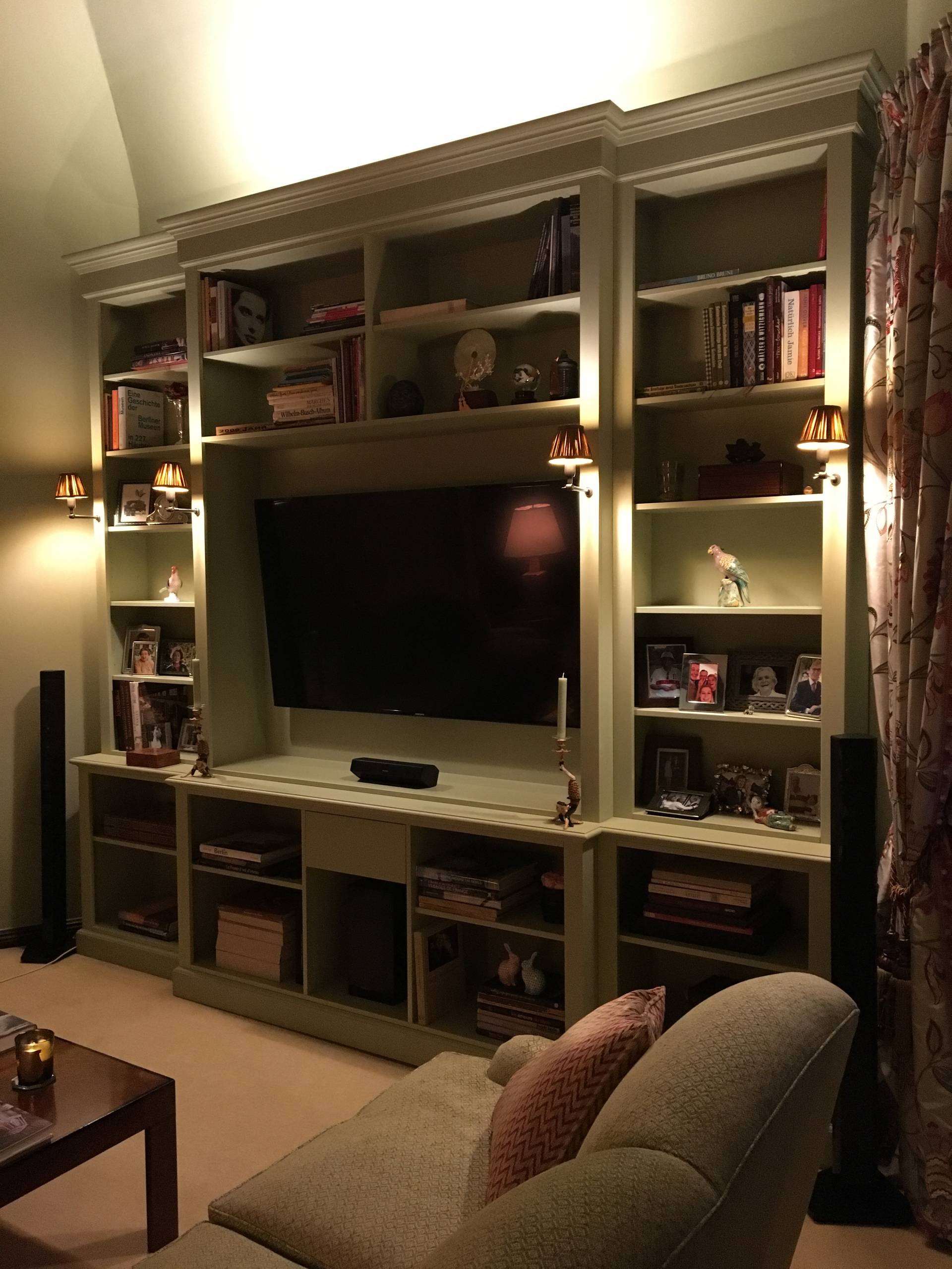 TV-Regal und Bücherwand Kirchweg Berlin Zehlendorf