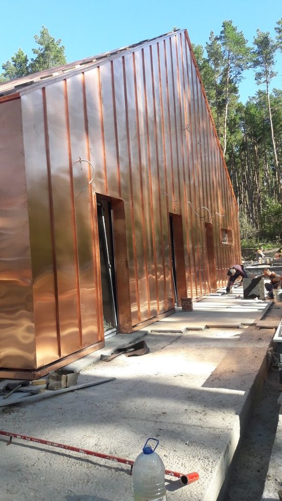 Устройство кровельных и фасадных конструкций с фальцевым медным покрытием