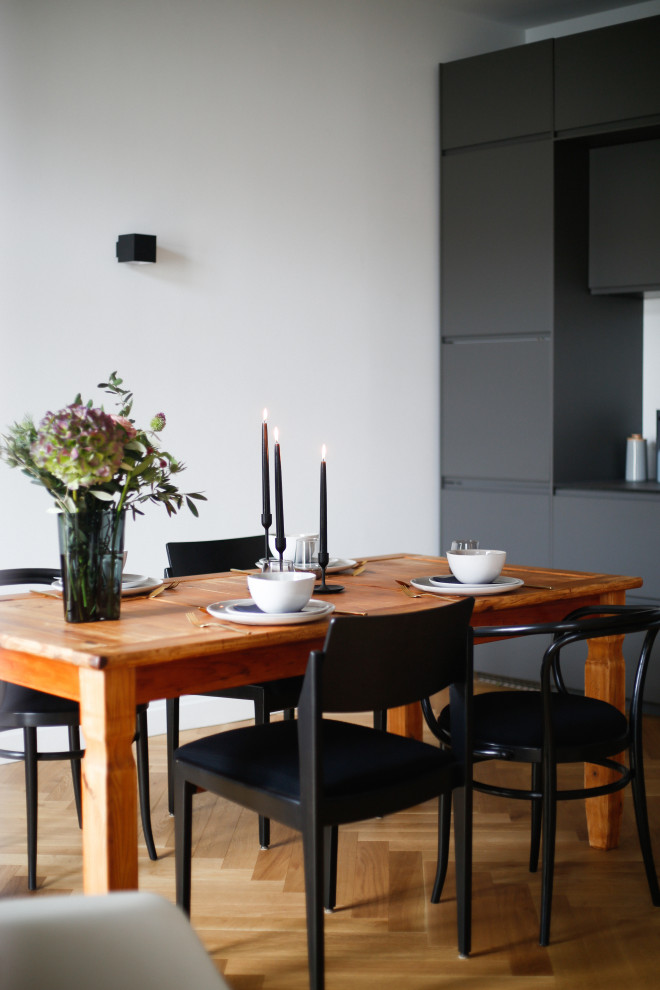 Komplette Neugestaltung: Offene Küche mit Wohn- & Essbereich