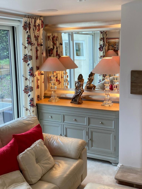 LUXURY COTTAGE CONVERSION bedroom