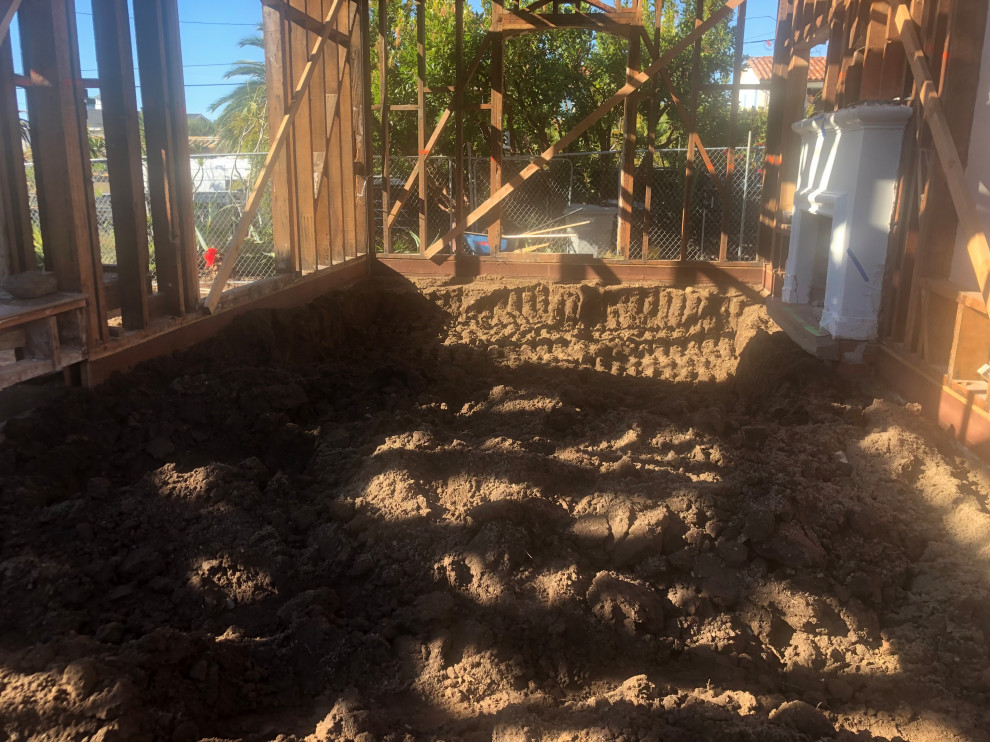 LA JOLLA HOUSE DEMO