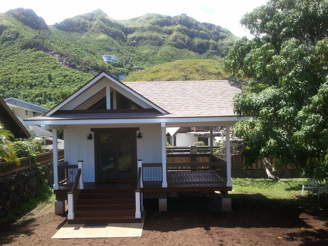  Henry A tiny  house  Tropical  Exterior Hawaii by 