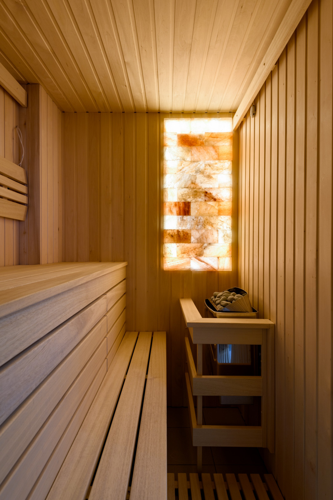 Стильная черно-белая квартира в Новосибирске