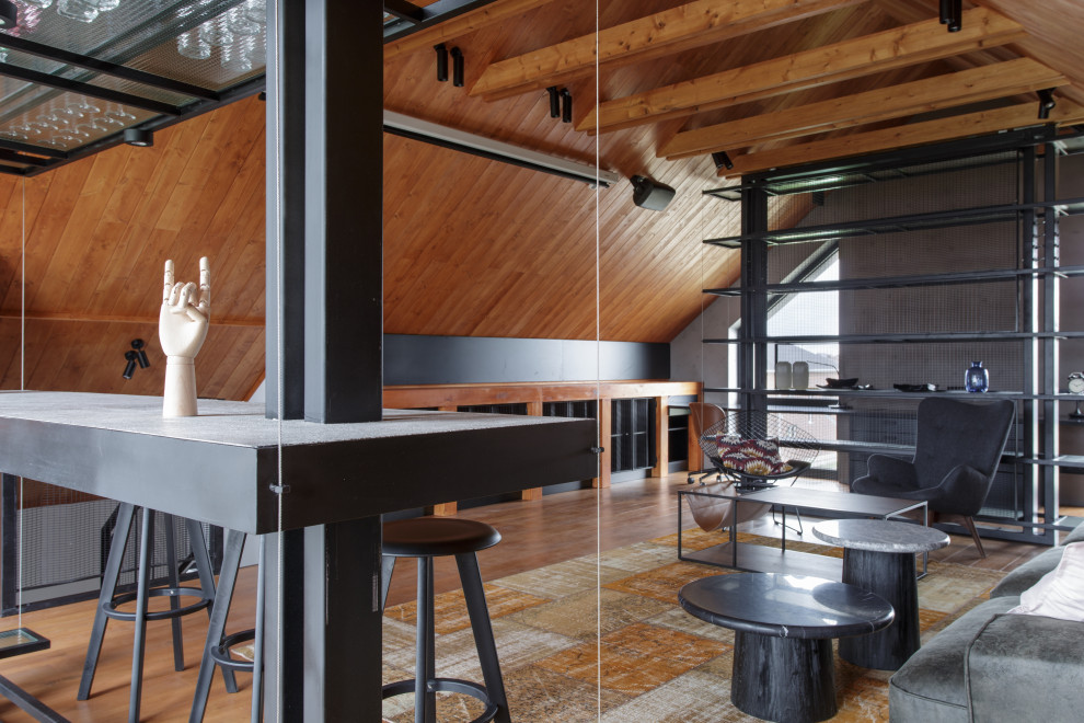 Мансарда с сетчатым баром для ТВ-программы "Дачный ответ"