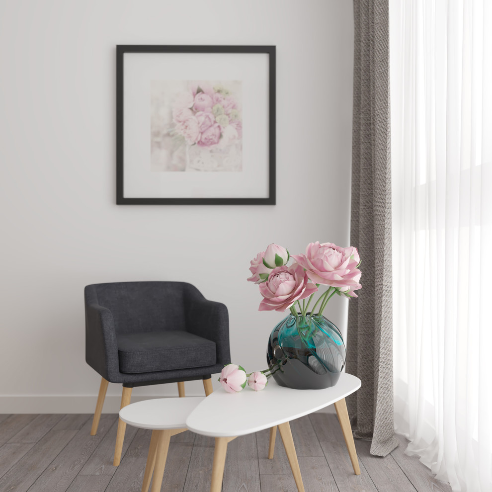 Нежная спальня с пионами