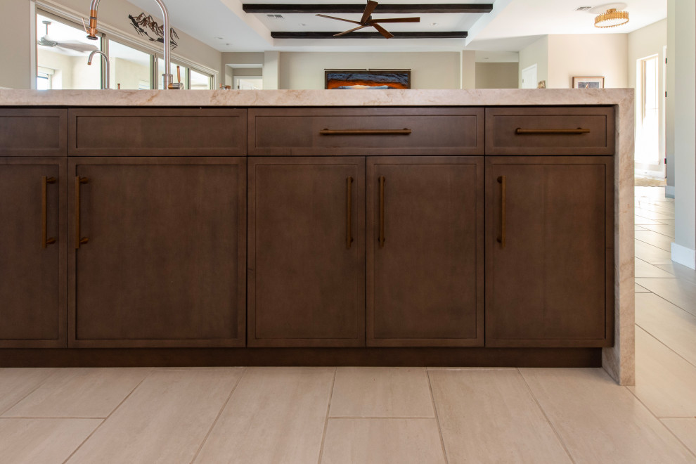 Kitchen - kitchen idea in Phoenix