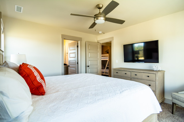 Salvo.  Luxury Oceanfront. Deep DevOcean coastal-bedroom