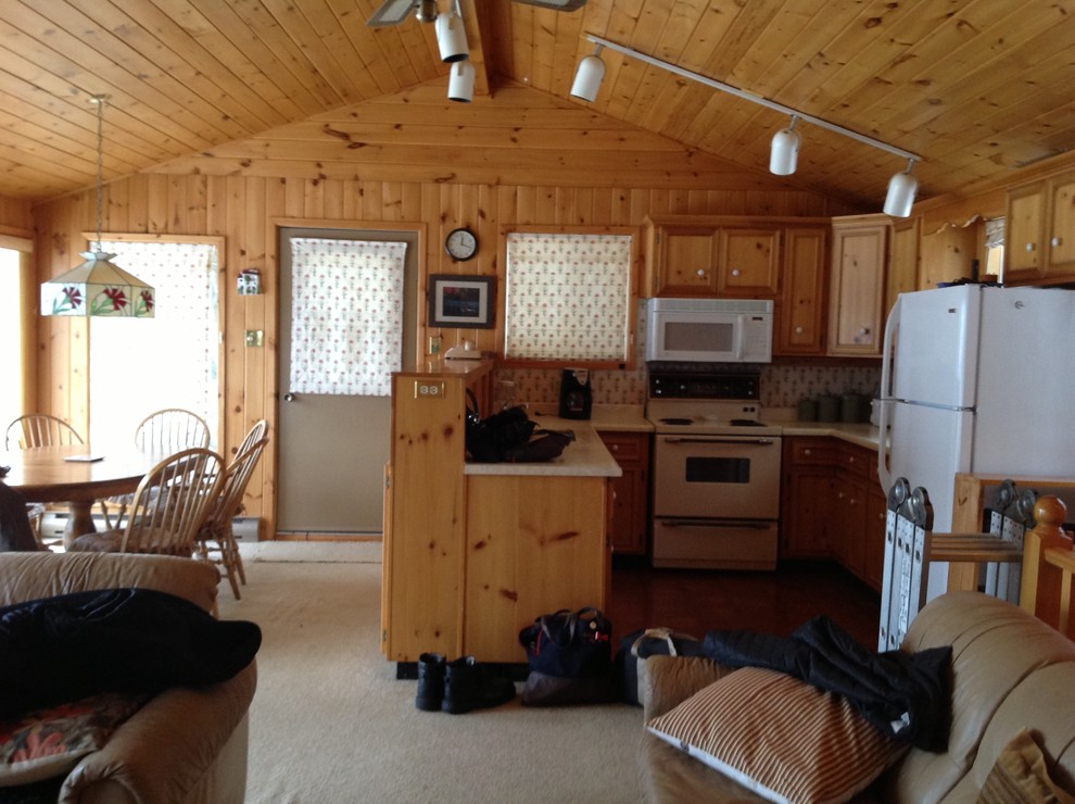 Cottage Reno needs your Houzzers touch!