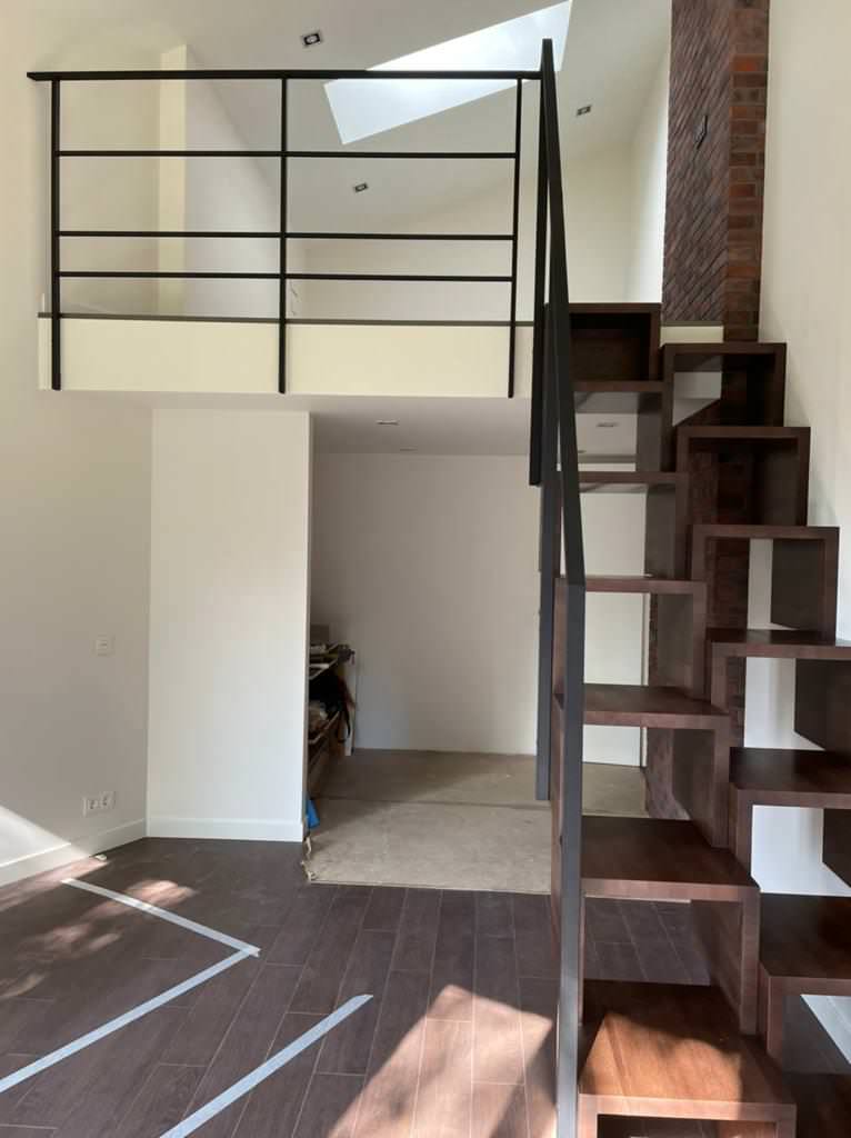 лестница на антресольный этаж