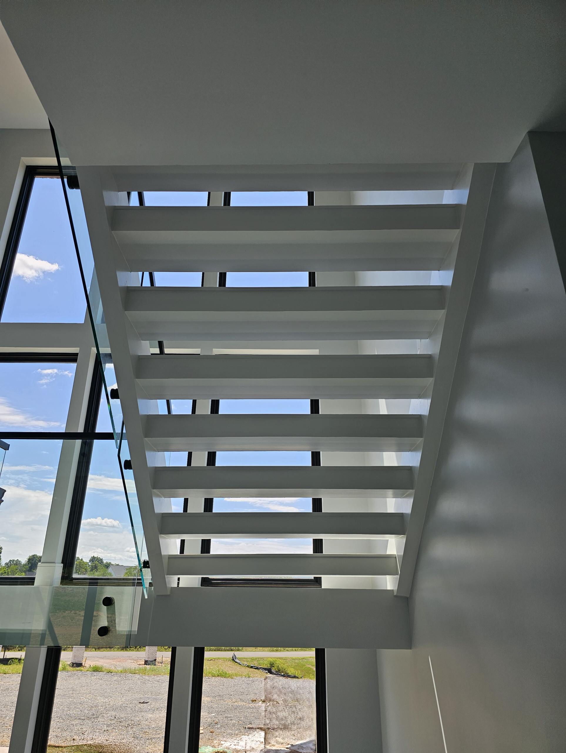 125_Modern Open Rise Stair with Glass Balustrade, Aldie, VA 20105
