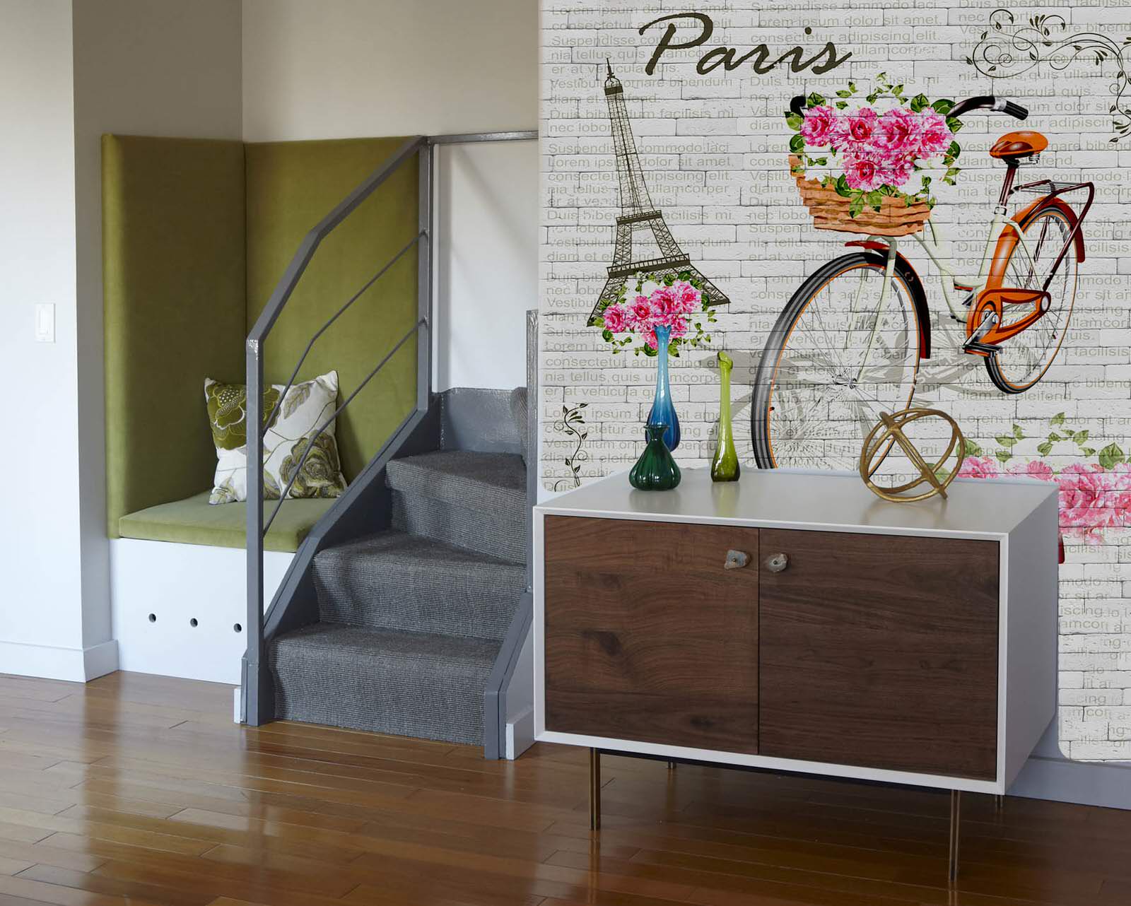 Тату для стен. Прозрачные фотообои