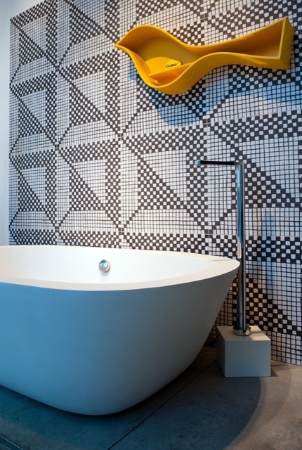 Photo of a mediterranean bathroom in Perth.
