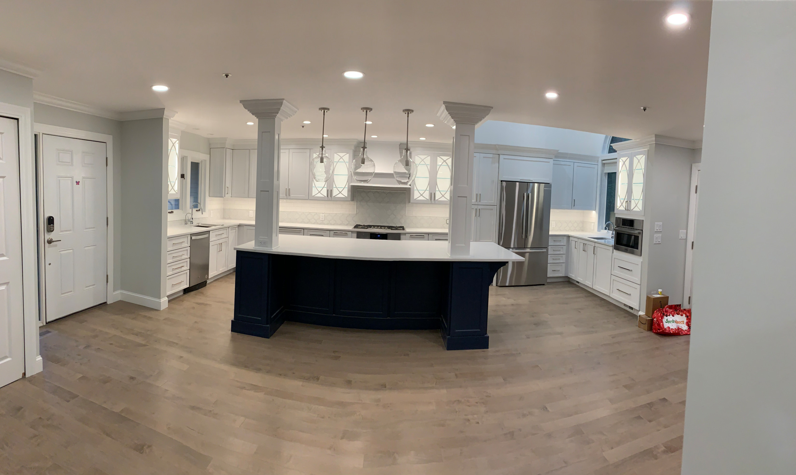 Extravagant kitchen
