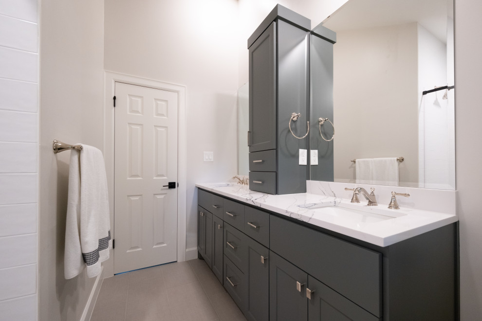 Inspiration for a transitional bathroom remodel in Austin
